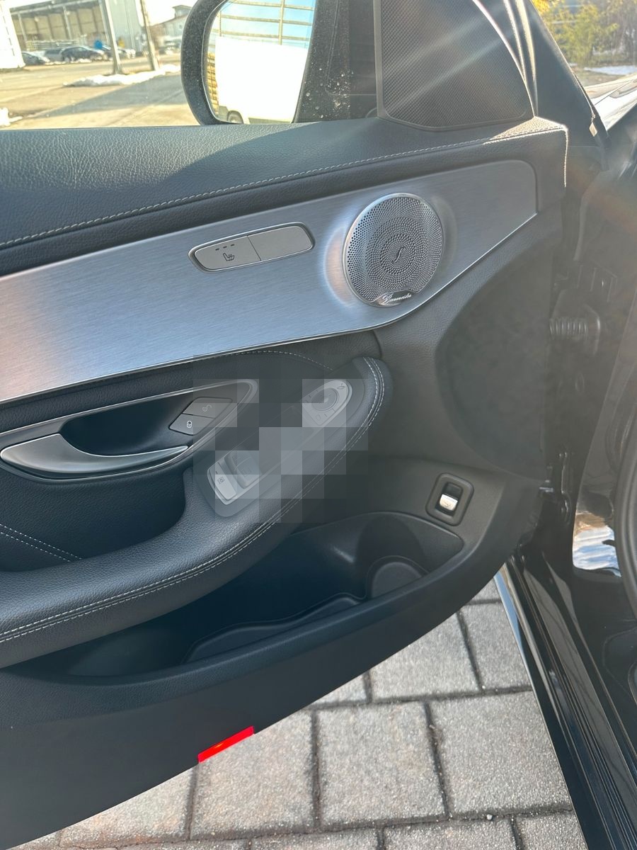 Mercedes-Benz C 63S AMG foto 17