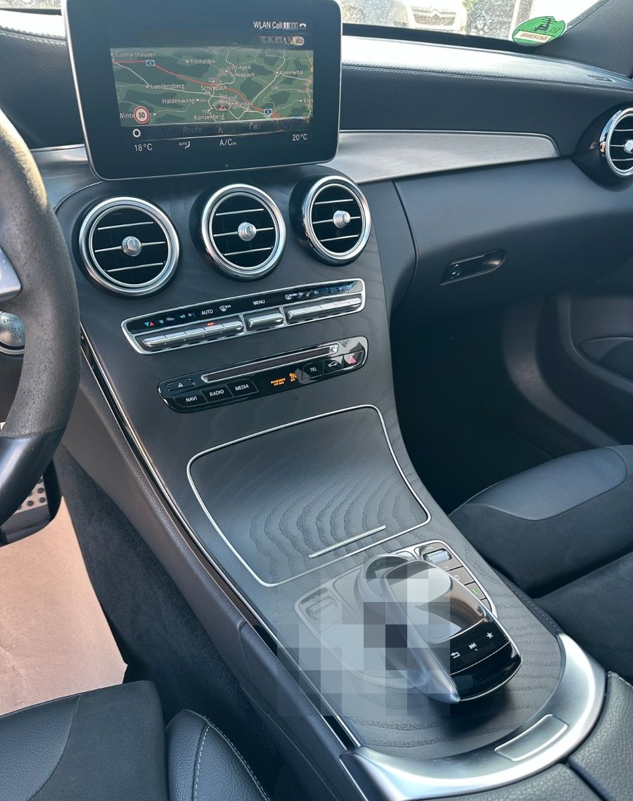 Mercedes-Benz C 63S AMG foto 19