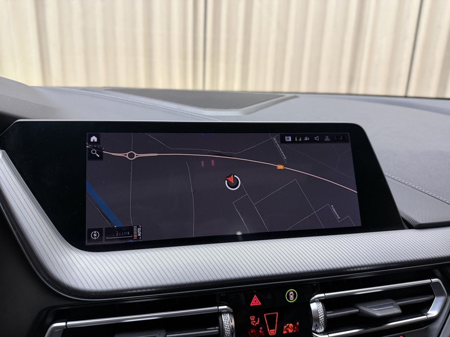 BMW M135i 1-serie xDrive *Panoramadak* Head-Up / Ada foto 40