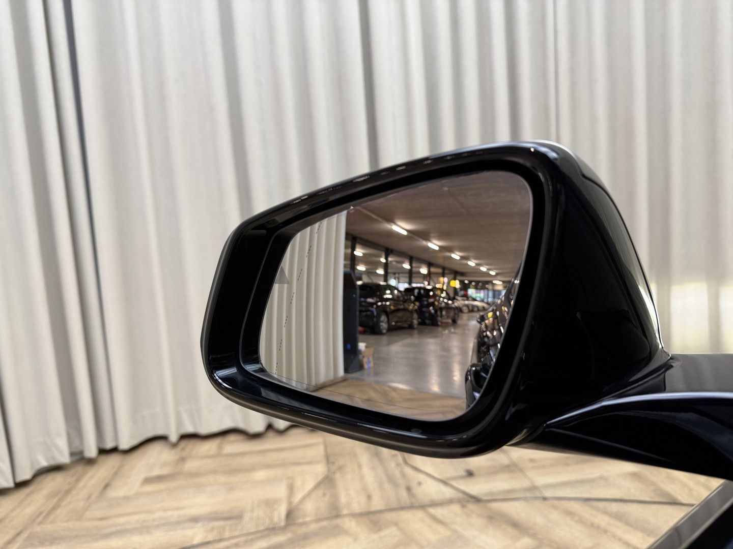 BMW M135i 1-serie xDrive *Panoramadak* Head-Up / Ada foto 41