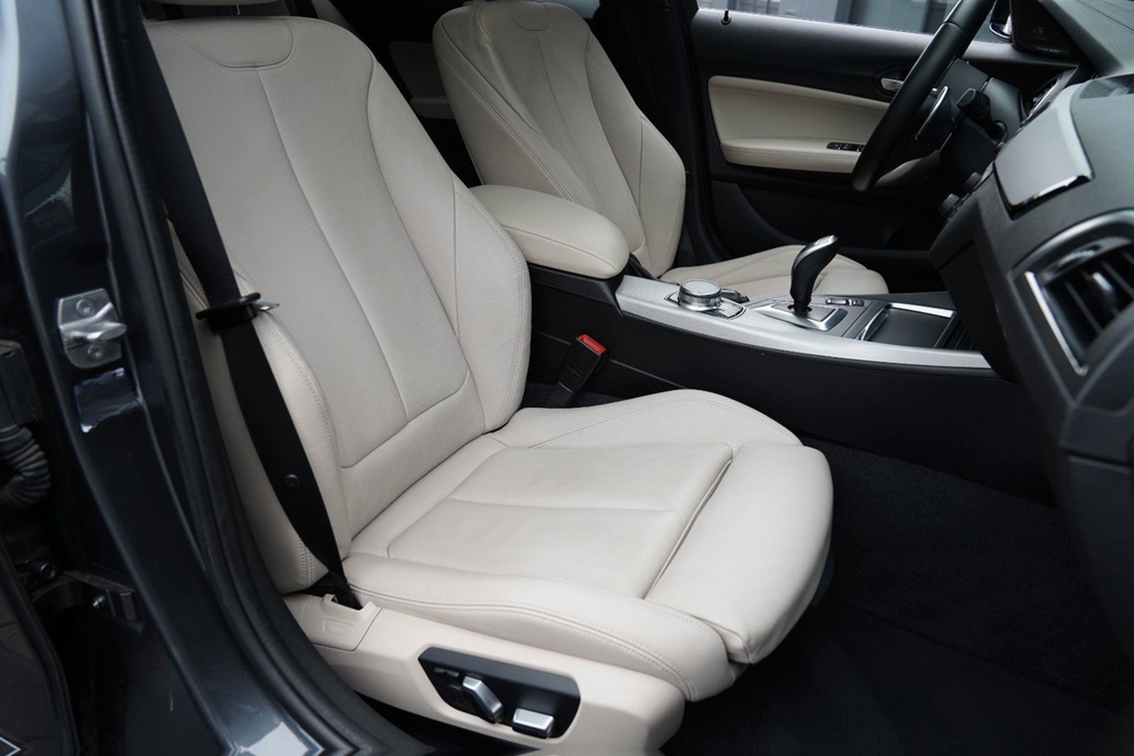 BMW M140i Special NavProf-LED-Kamera-GSD-H&K-ad.Fwk foto 15