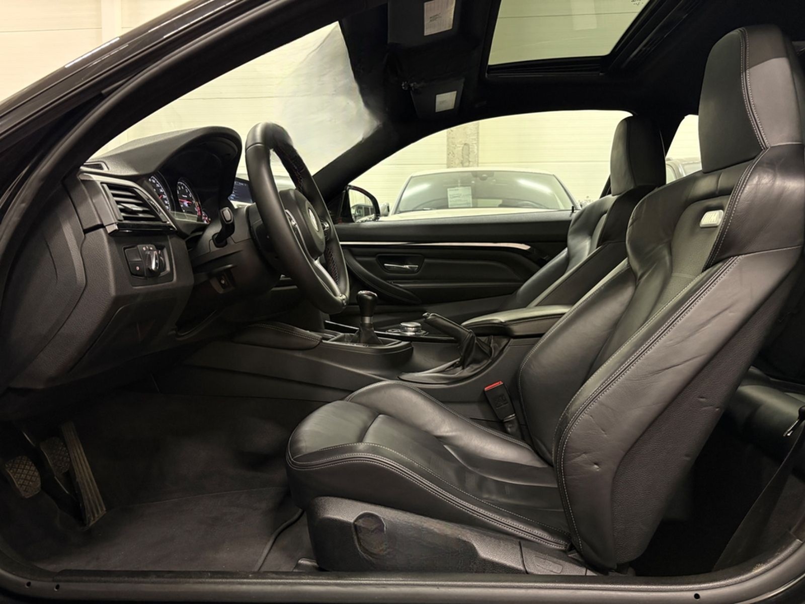 BMW M4 MANUAL/LED/HUD/H&K/KEYLESS/MEMORY foto 15