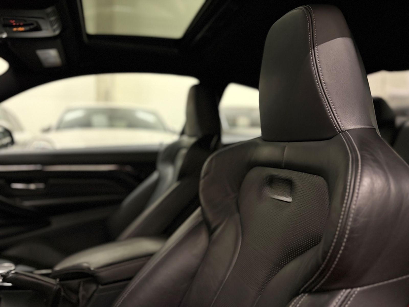 BMW M4 MANUAL/LED/HUD/H&K/KEYLESS/MEMORY foto 16
