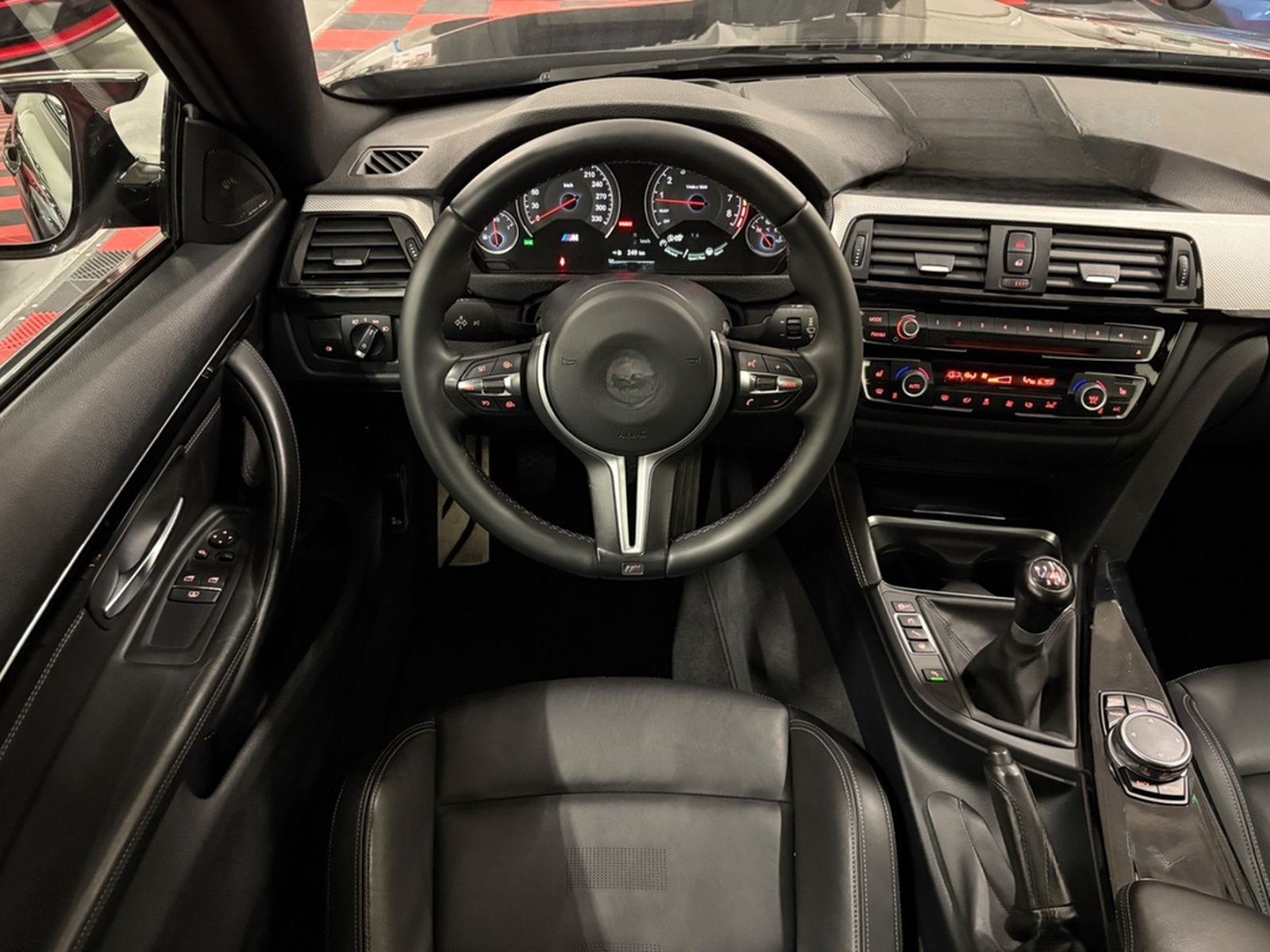 BMW M4 MANUAL/LED/HUD/H&K/KEYLESS/MEMORY foto 21