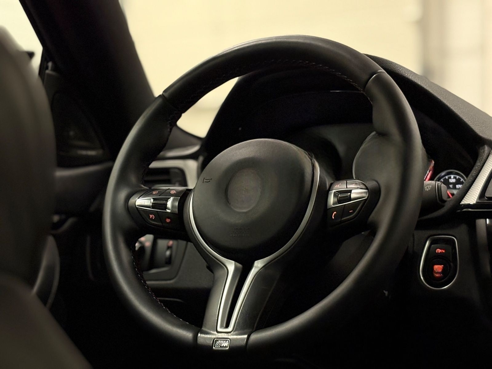 BMW M4 MANUAL/LED/HUD/H&K/KEYLESS/MEMORY foto 22