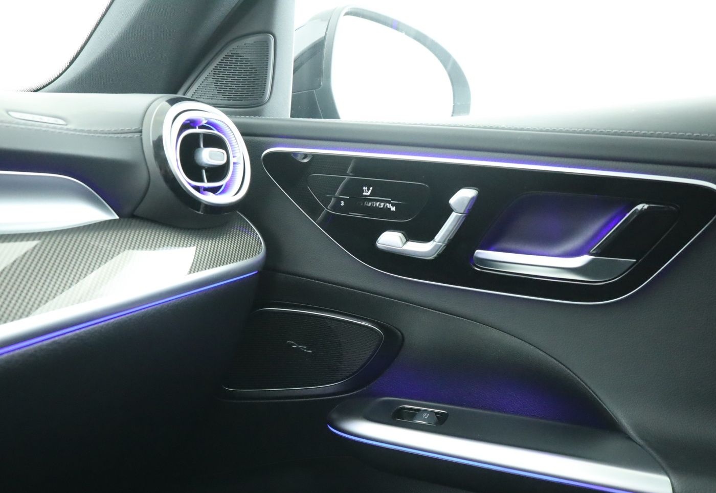 Mercedes-Benz C 300 *AMG*AHK*Pano*Distr.*360°Memory*Digi-Light foto 16