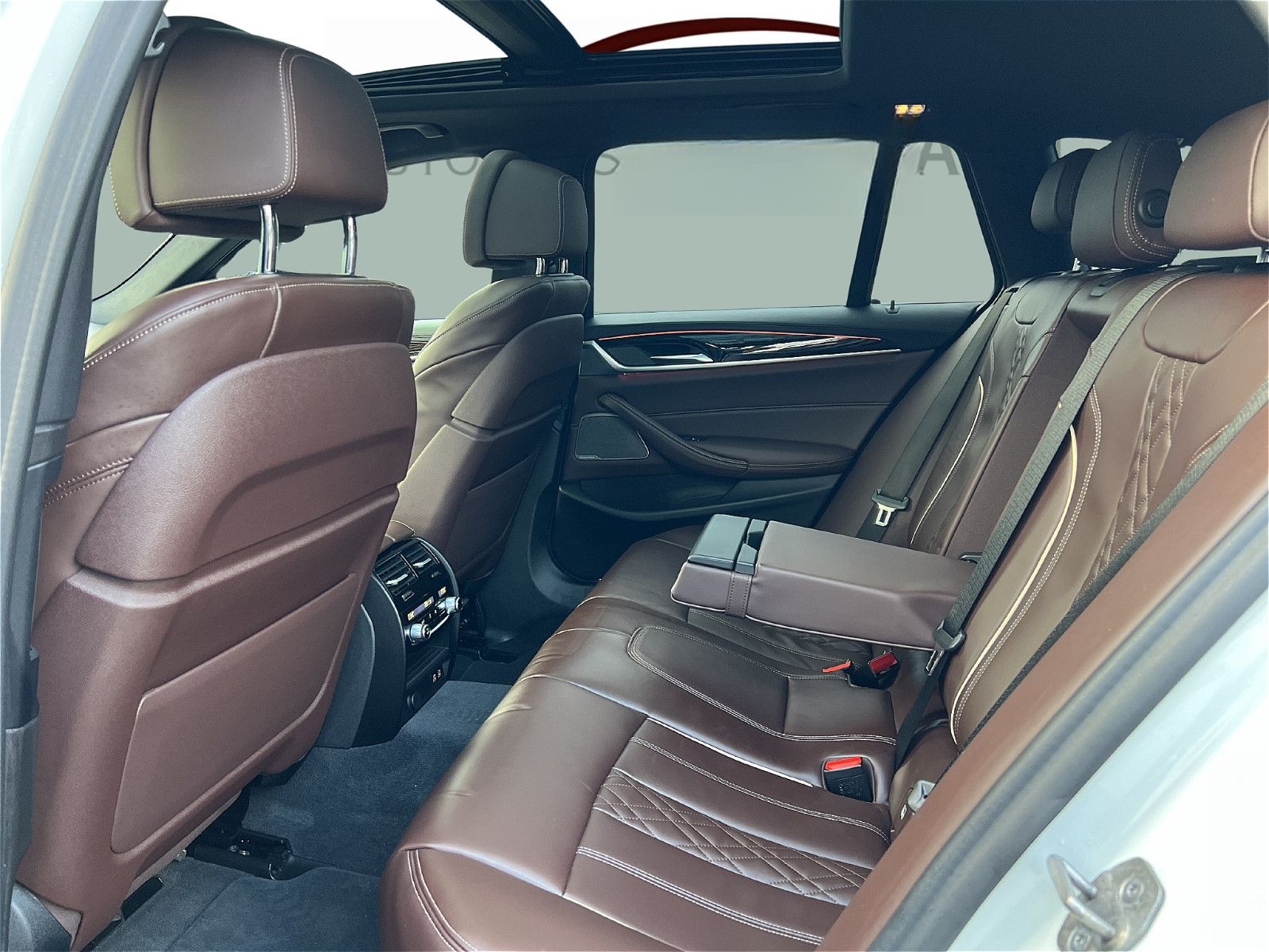 BMW 540 d T xDrive M Sport Pano DA+ HK HUD Massage foto 10