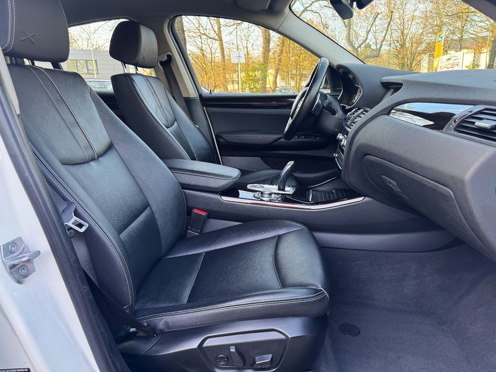 BMW X4 xDrive 20i HeadUp LED Spurassis Totwinkel 360 foto 11