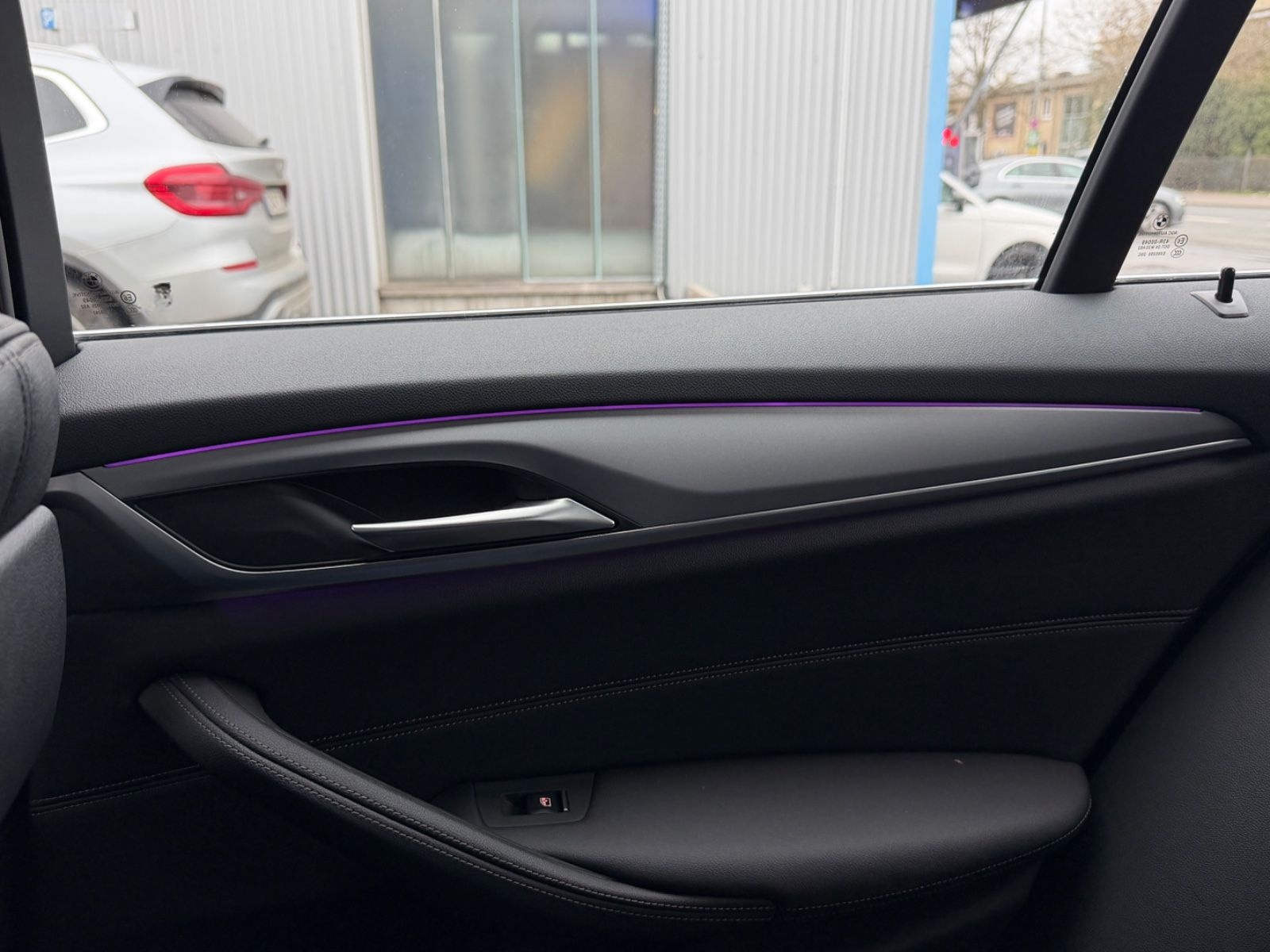 BMW 530 d Lim. LED/Leder/Ambiente/Kamera/STHZ foto 17