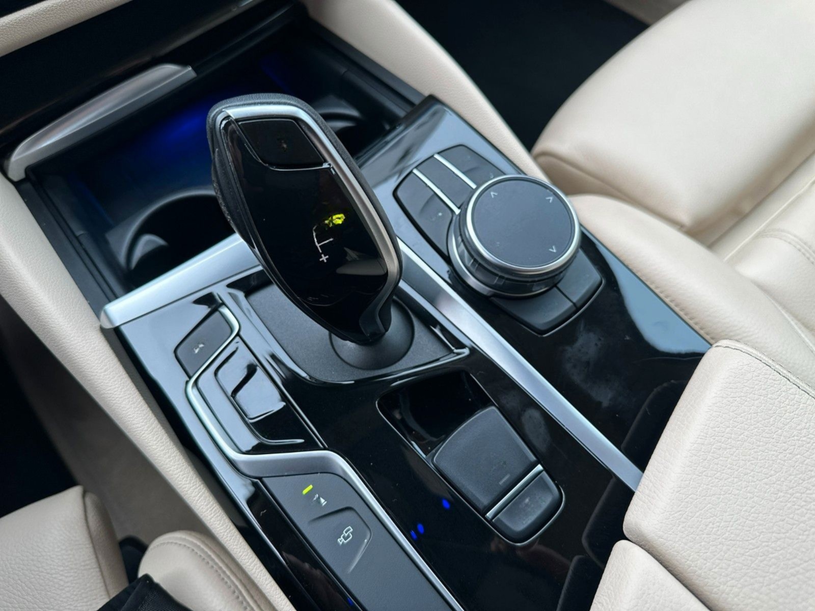 BMW 530iA Sport Line DIGITACHO ACC STANDH 360° HUD foto 20