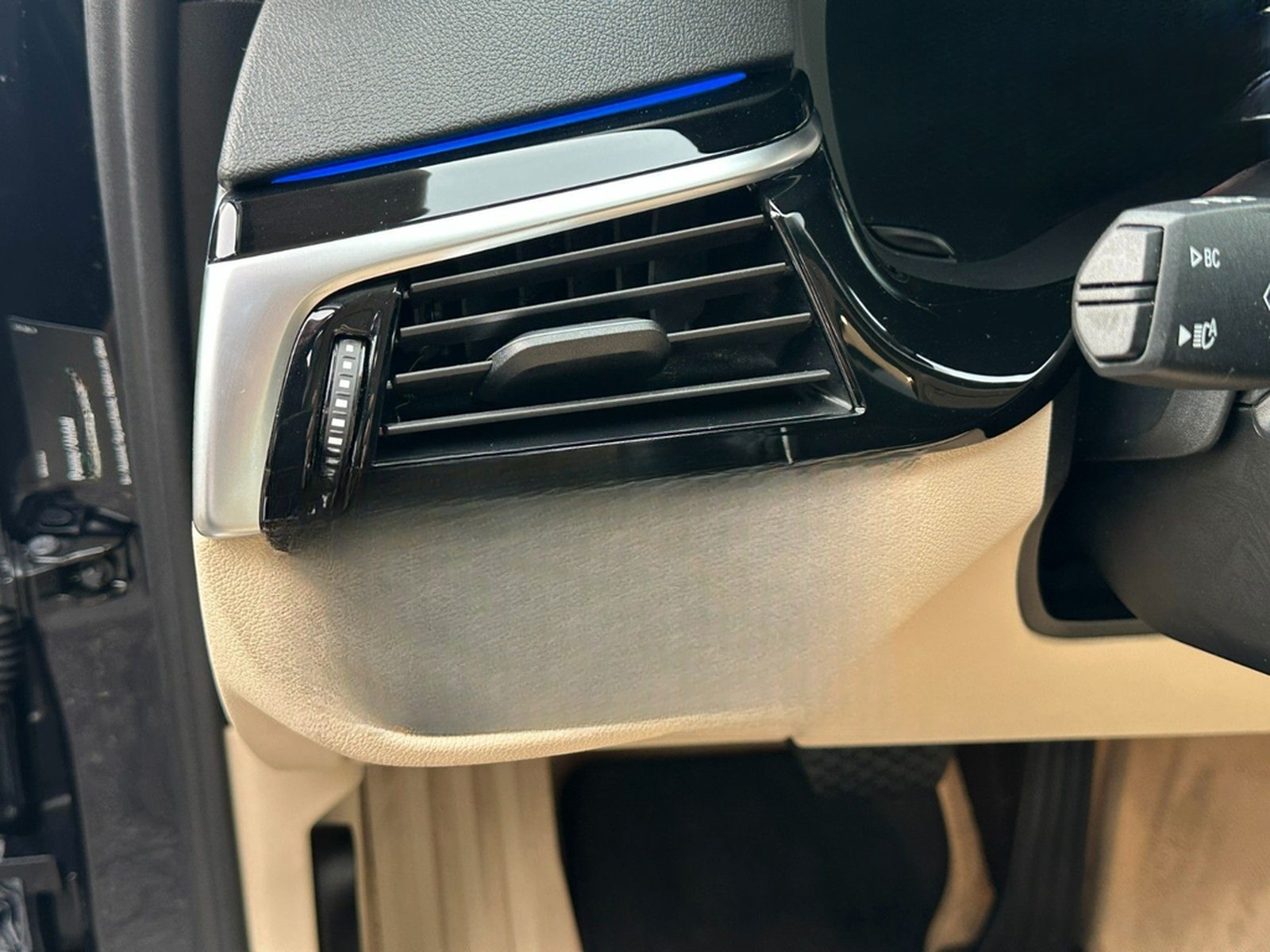 BMW 530iA Sport Line DIGITACHO ACC STANDH 360° HUD foto 30
