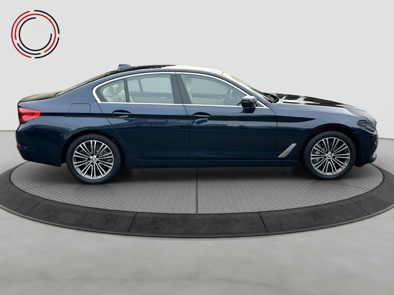 BMW 530iA Sport Line DIGITACHO ACC STANDH 360° HUD foto 4