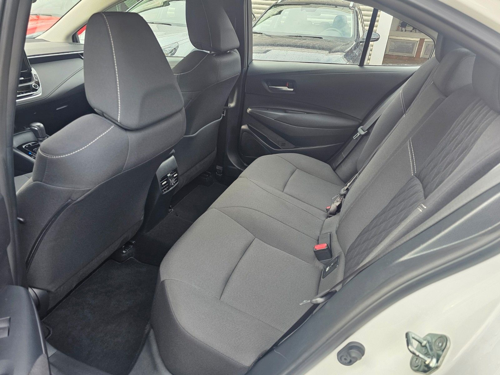 Toyota Corolla 1,5 Comfort foto 11