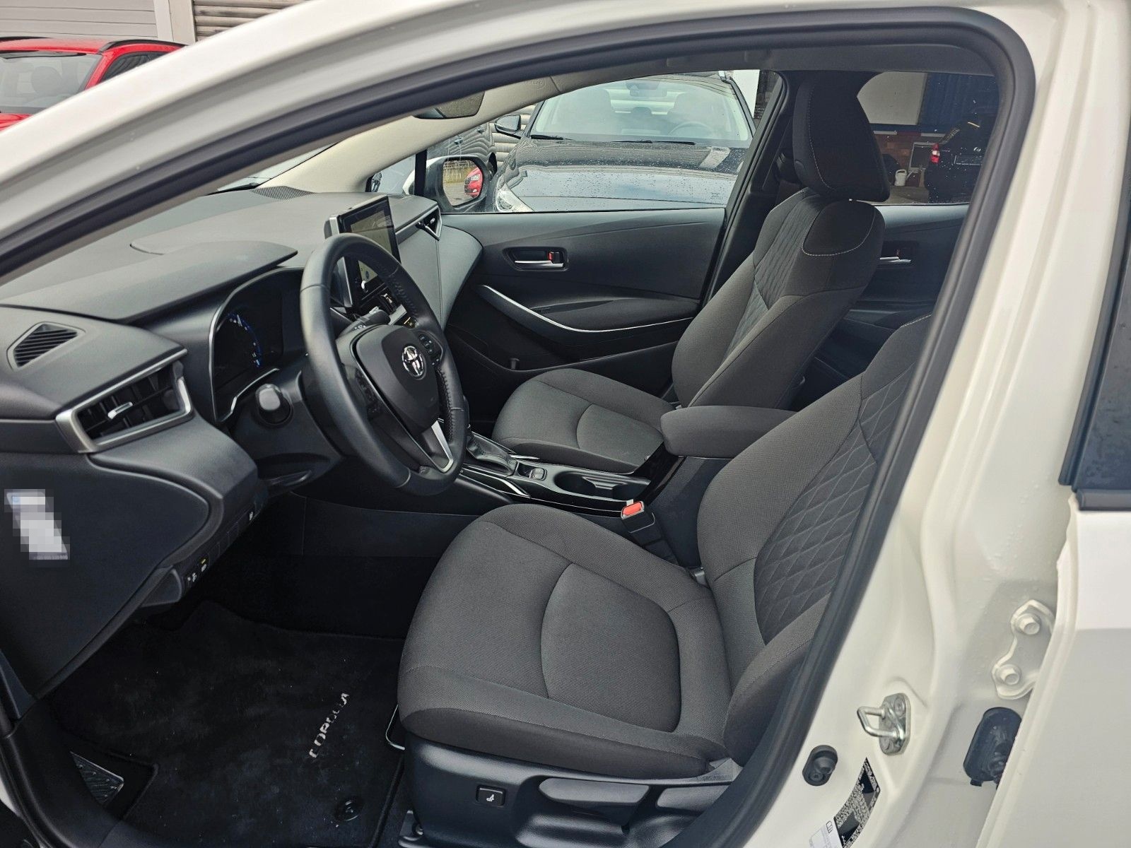Toyota Corolla 1,5 Comfort foto 12