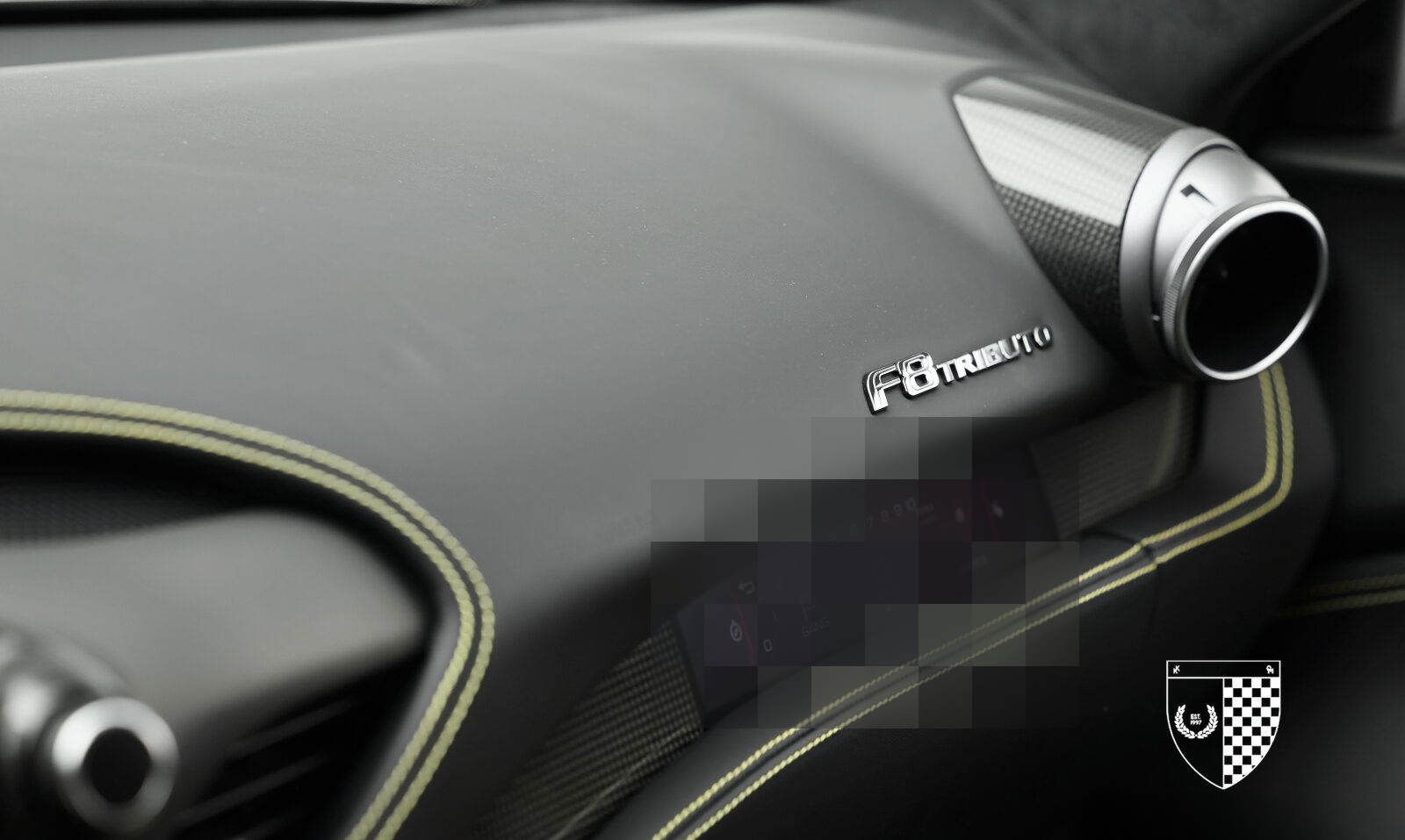 Ferrari F8 Tributo FullCarbon/RacingSeat/Passenger/Lift foto 11
