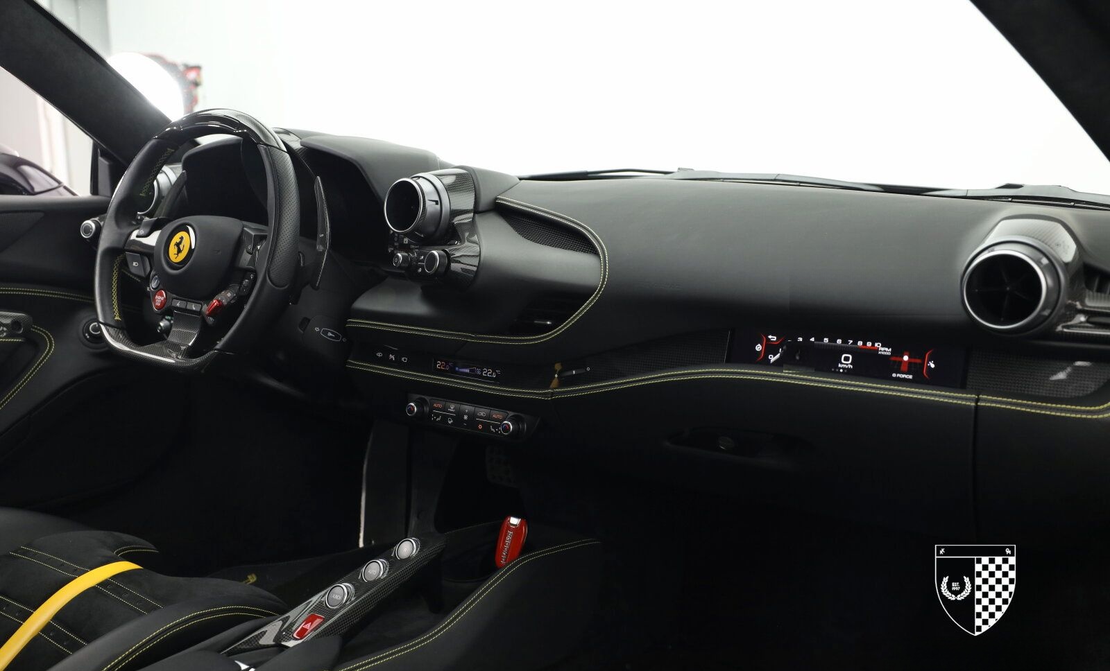 Ferrari F8 Tributo FullCarbon/RacingSeat/Passenger/Lift foto 14