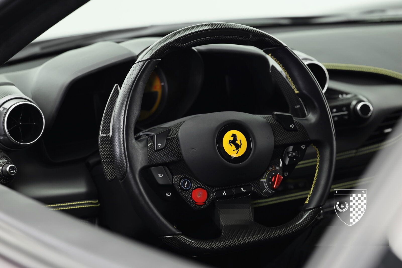 Ferrari F8 Tributo FullCarbon/RacingSeat/Passenger/Lift foto 15