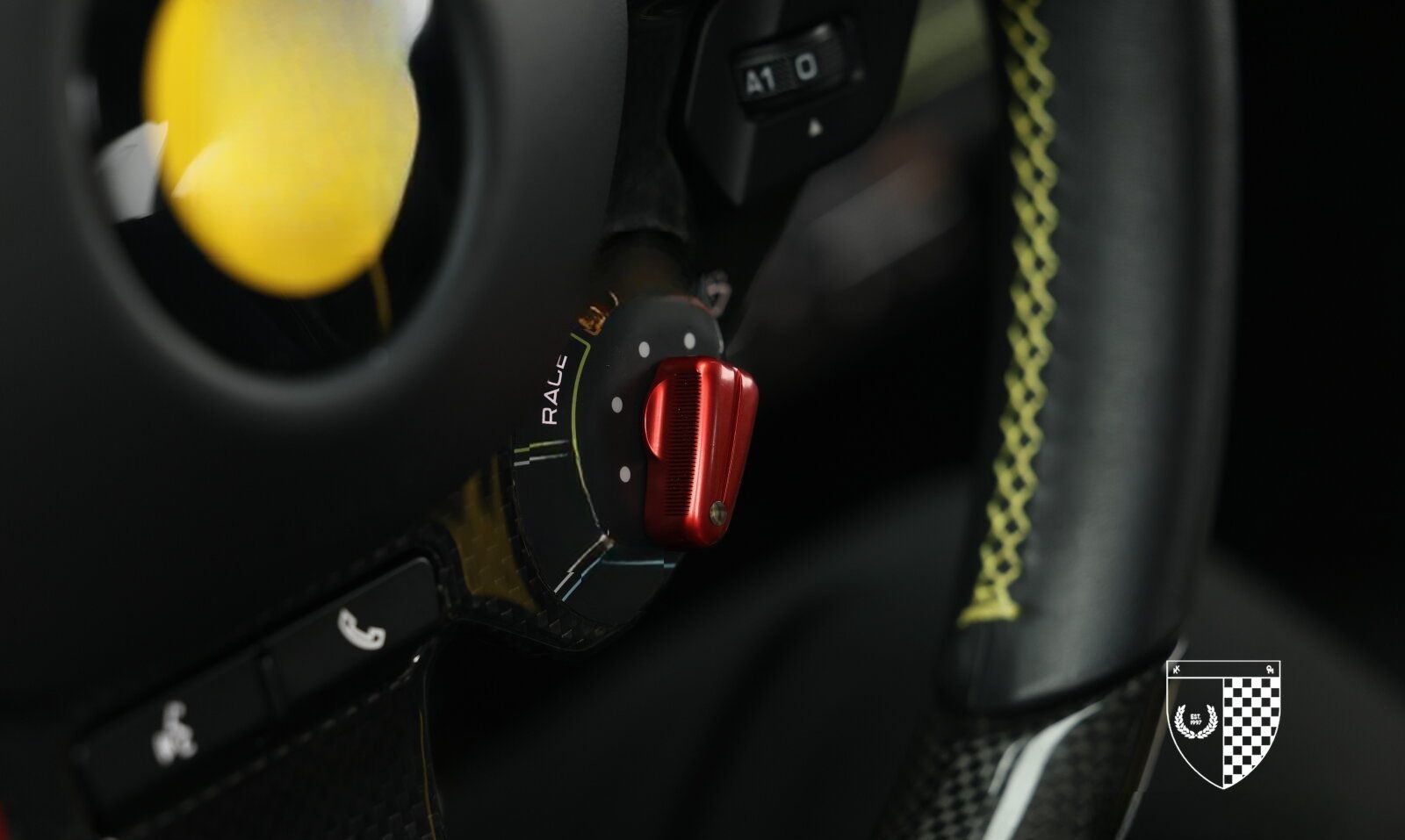 Ferrari F8 Tributo FullCarbon/RacingSeat/Passenger/Lift foto 16