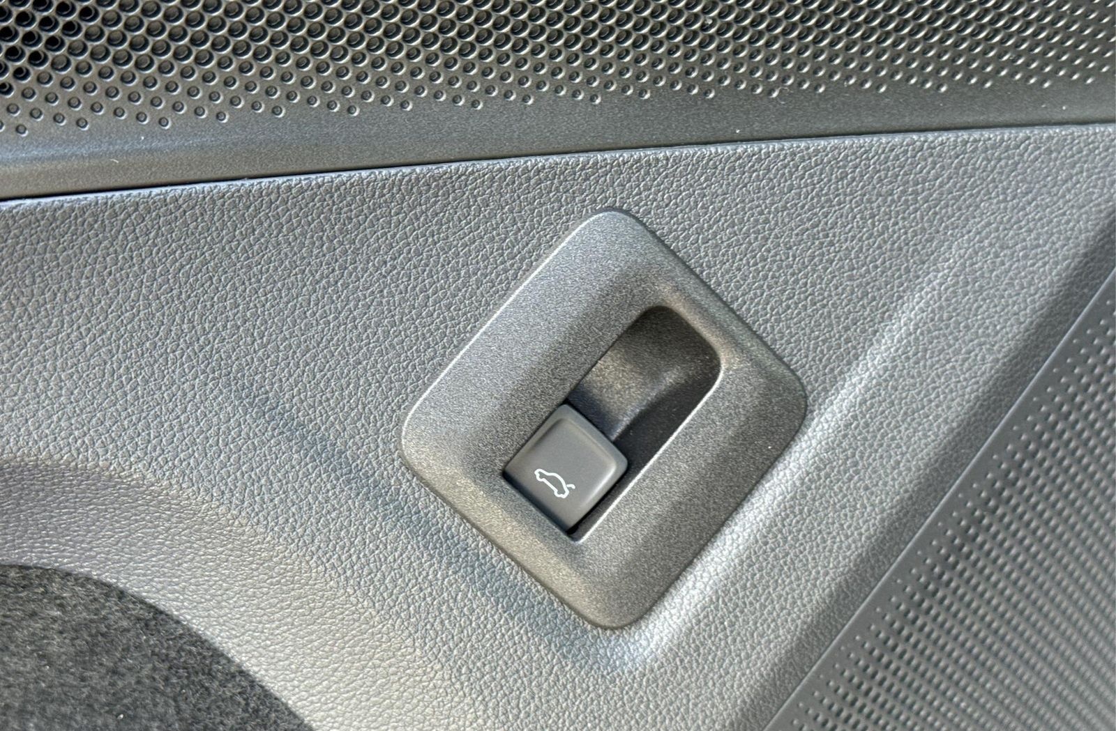 Volkswagen Tiguan Prime (Life+) AHK+LED+ACC+KAMERA+el.HE... foto 21