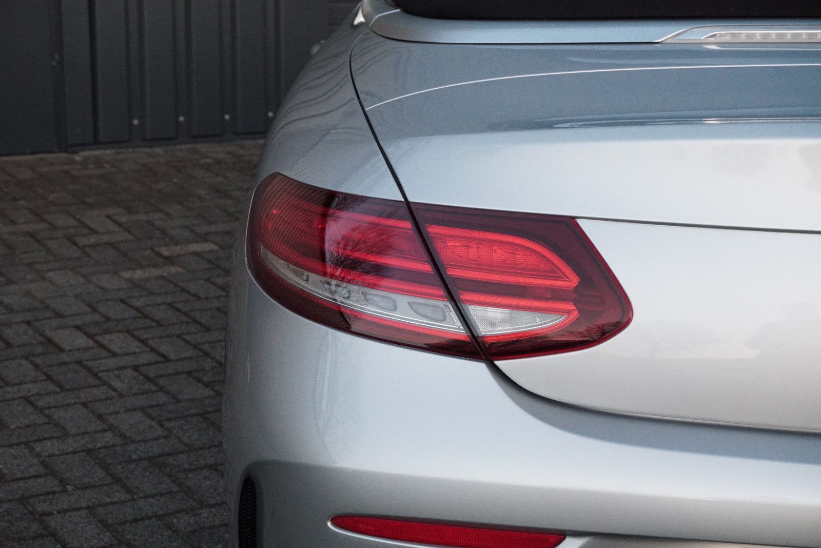 Mercedes-Benz C 220d Cabrio AMG Multibeam RFK Airscarf Burmest foto 14