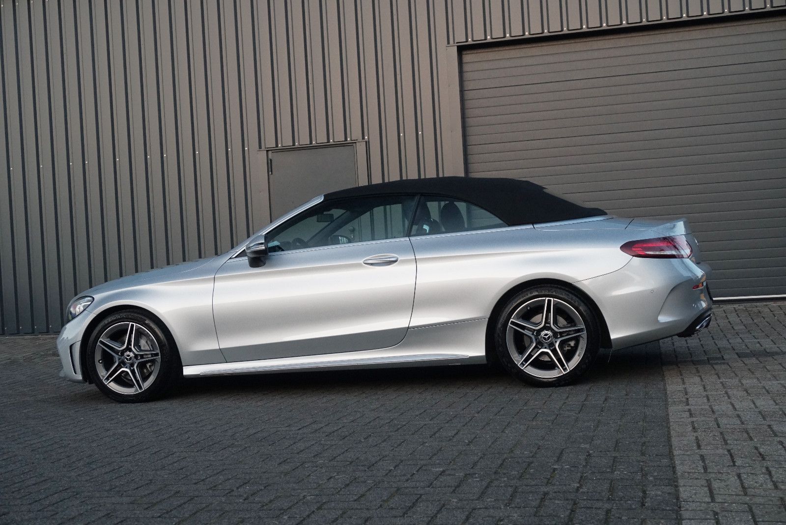 Mercedes-Benz C 220d Cabrio AMG Multibeam RFK Airscarf Burmest foto 4