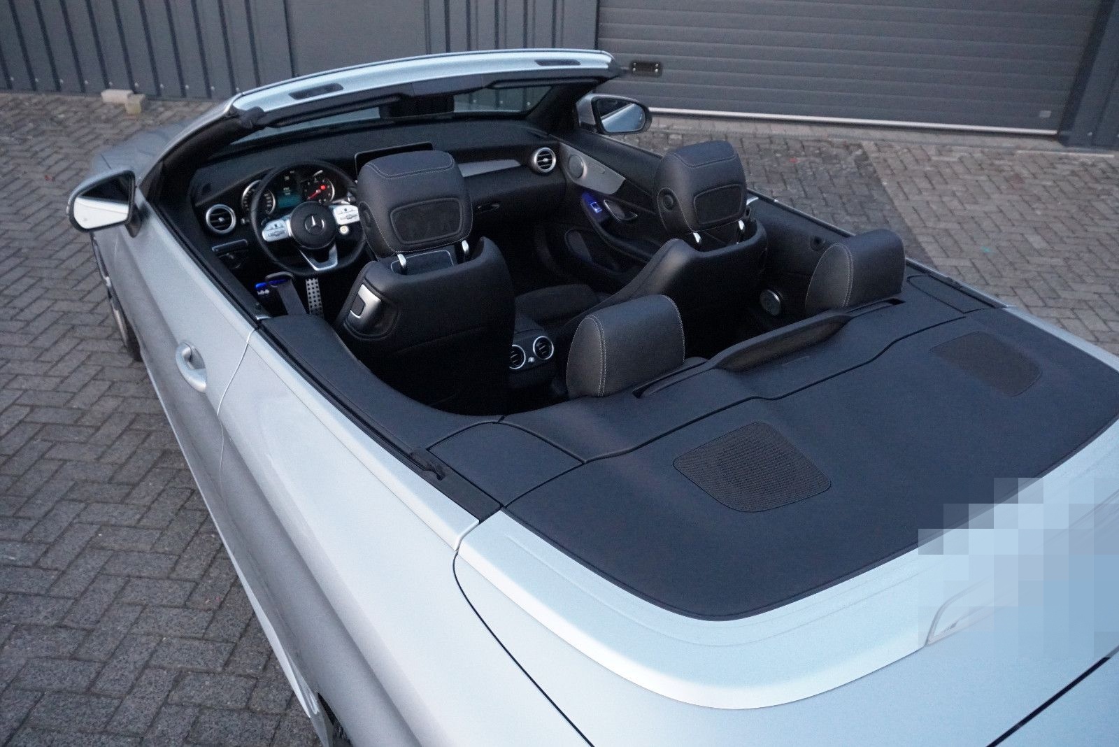 Mercedes-Benz C 220d Cabrio AMG Multibeam RFK Airscarf Burmest foto 9