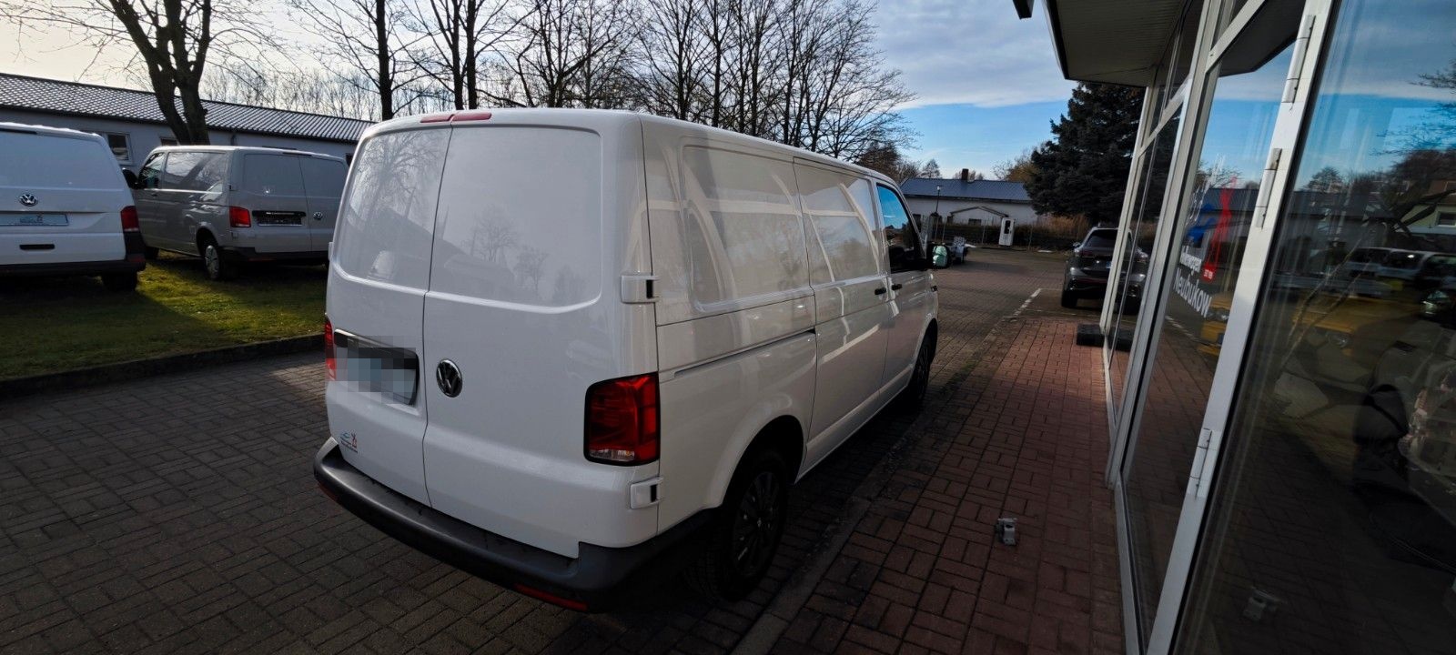 Volkswagen T6 Transporter/PARK-PILOT/KLIMA/DAB+/AHK VORBER. foto 5