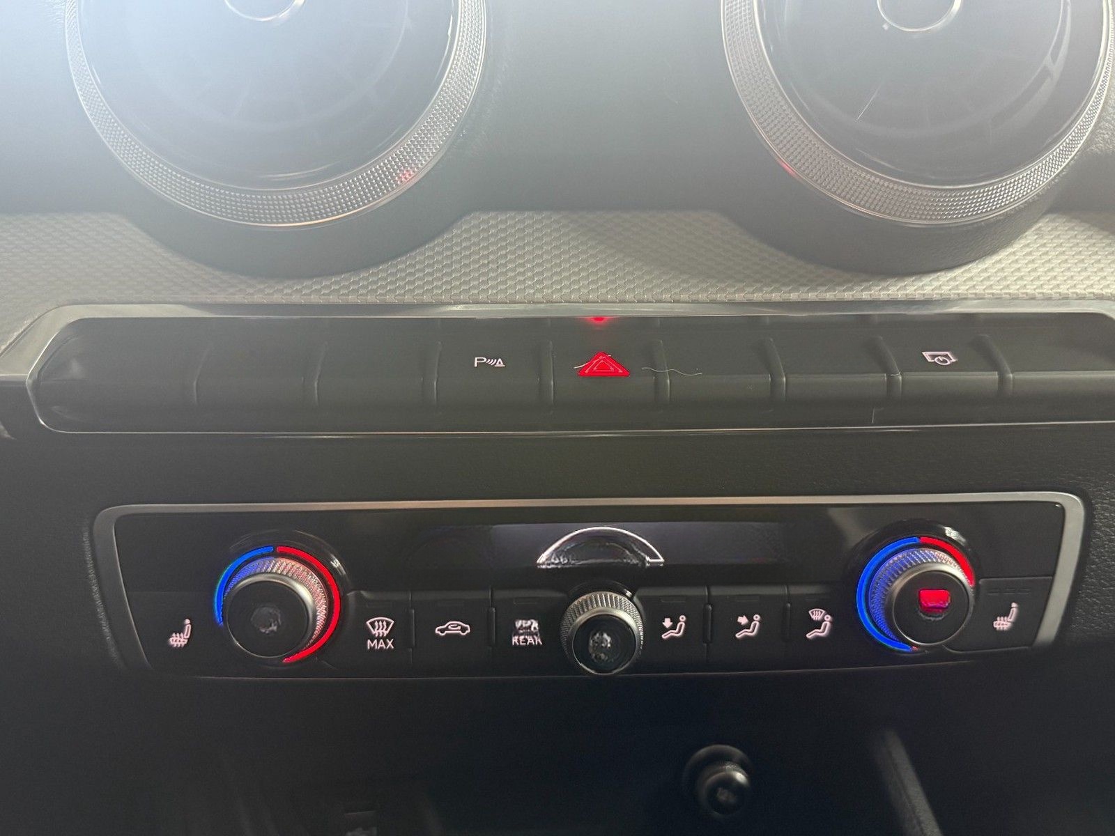 Audi Q2 35 TFSI advanced CARPLAY-NAVI*SITZHEIZUNG*PDC foto 15