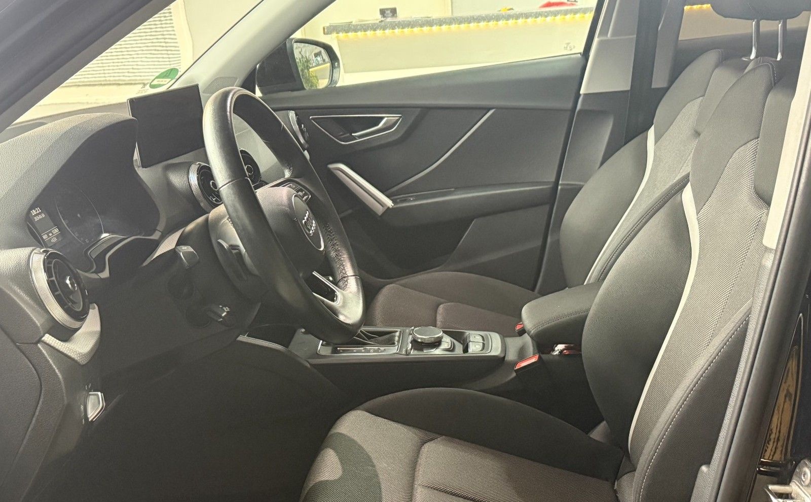 Audi Q2 35 TFSI advanced CARPLAY-NAVI*SITZHEIZUNG*PDC foto 9