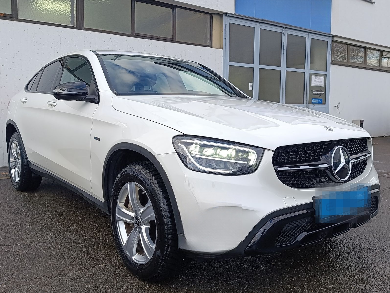 Mercedes-Benz GLC 300 Coupe e 4Matic Distronic MBUX LED Navi foto 2