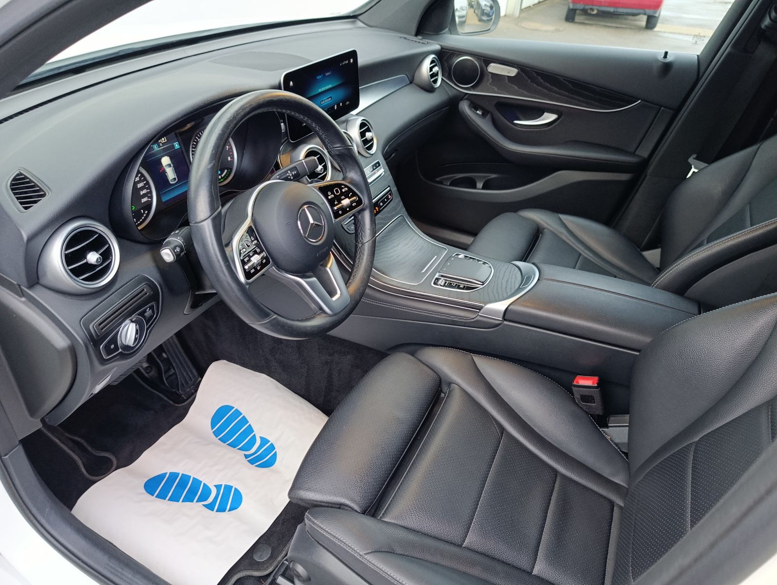 Mercedes-Benz GLC 300 Coupe e 4Matic Distronic MBUX LED Navi foto 16