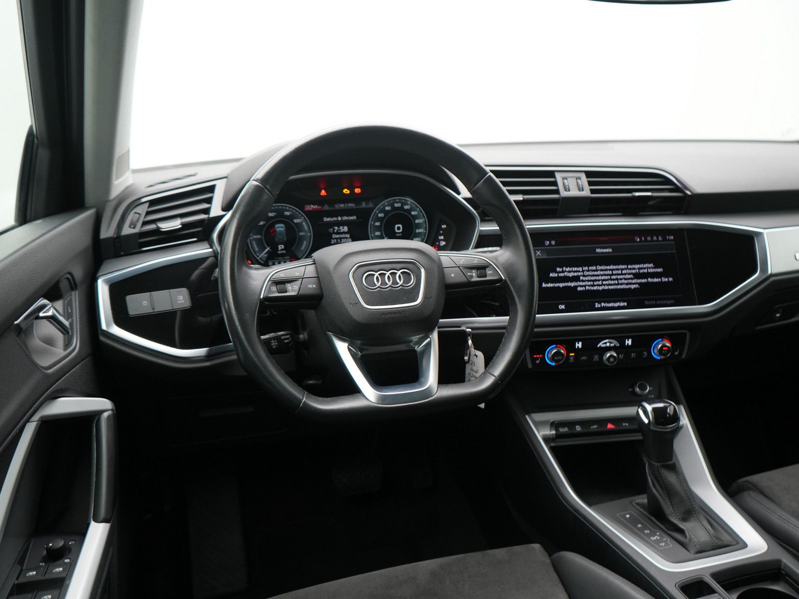 Audi Q3 45 e S-TRON NAVI VIRT ACC LEDER KAM SHZ LED foto 4