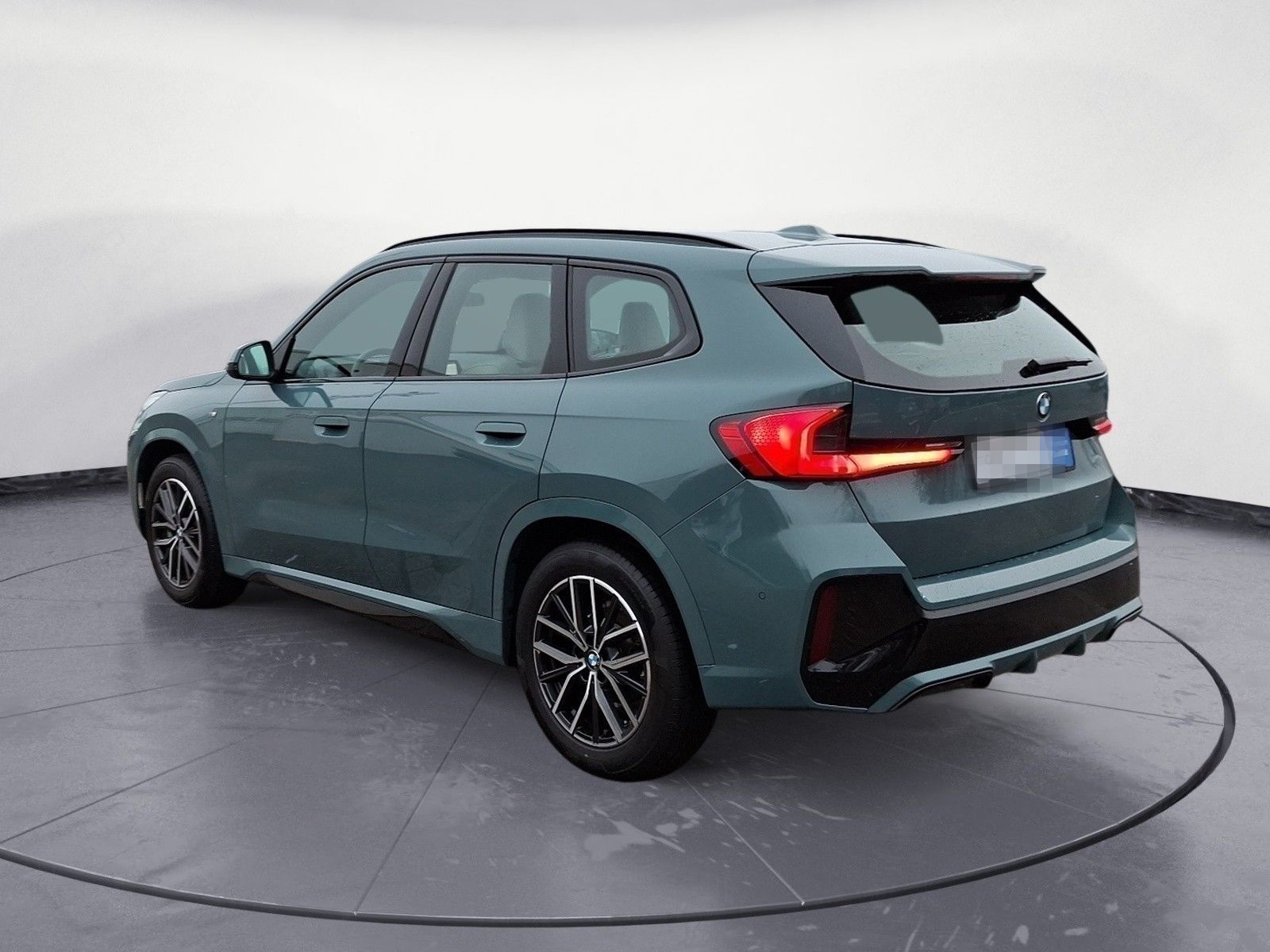 BMW X1 sDrive20i Steptronic M SPORT AHK Alarmanlage  foto 3