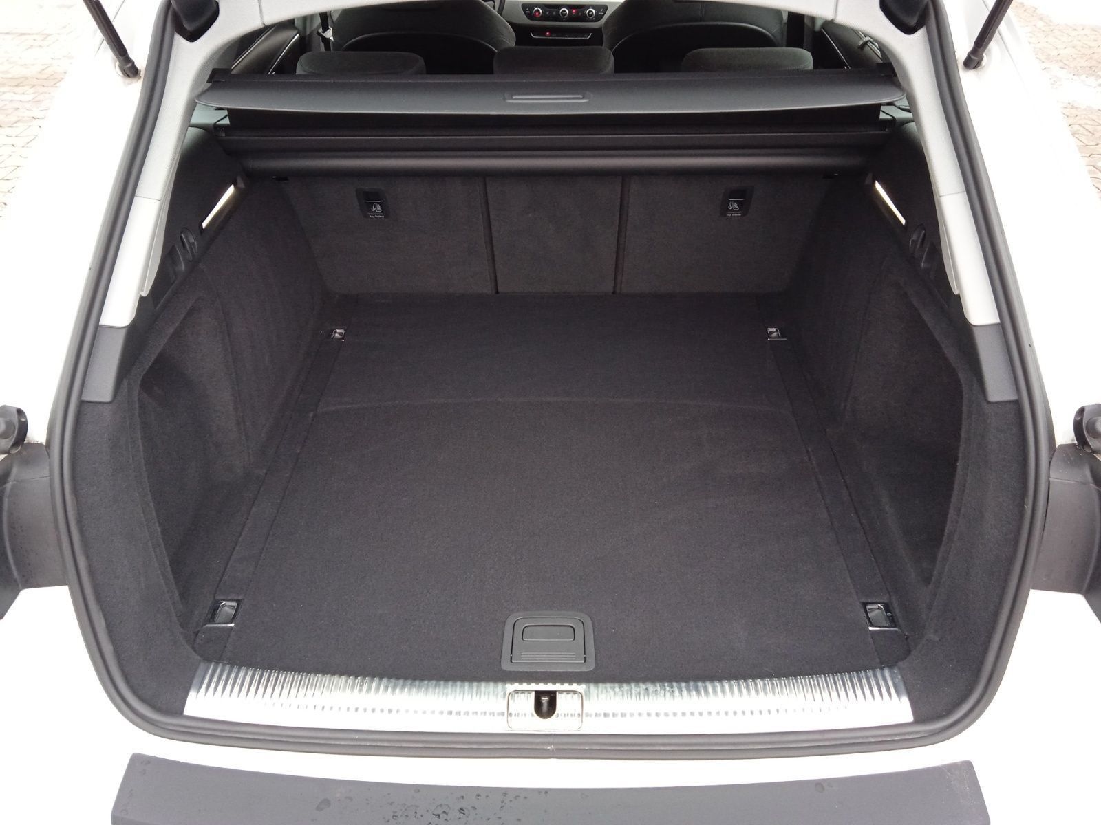 Audi A4 Avant S-Line 35 TDI S-tronic Navi LED Sound foto 15