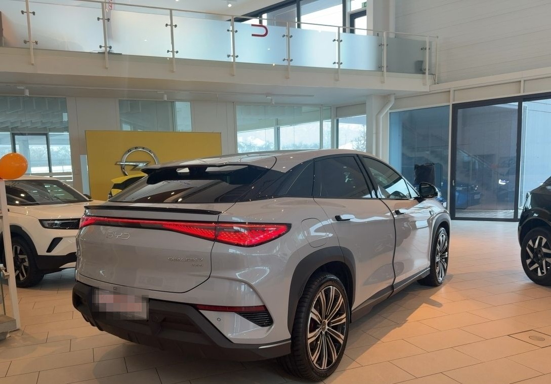BYD SEALION 7 Excellence foto 4