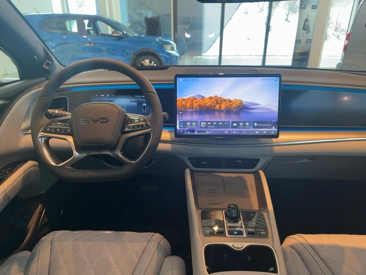 BYD SEALION 7 Excellence foto 8