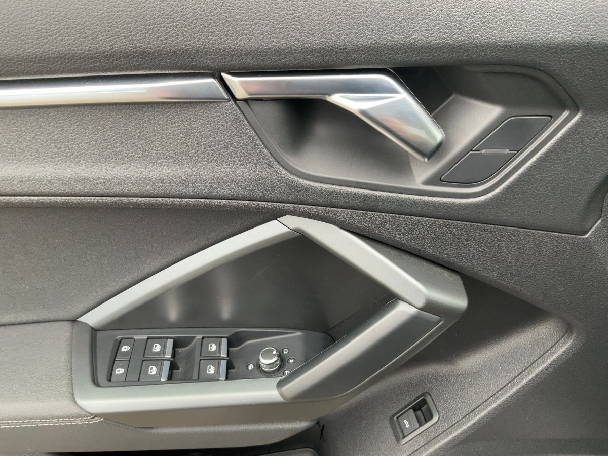 Audi Q3 Sportback 40 TDI QU 2xS-LINE LED+NAVI+AHK+19" foto 16