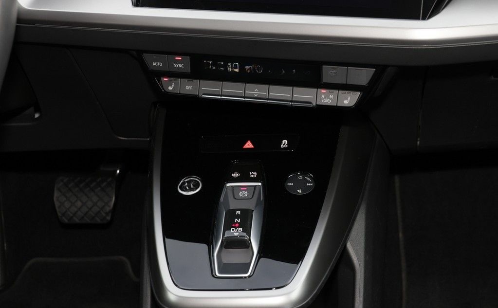 Audi Q4 e-tron 40 foto 11