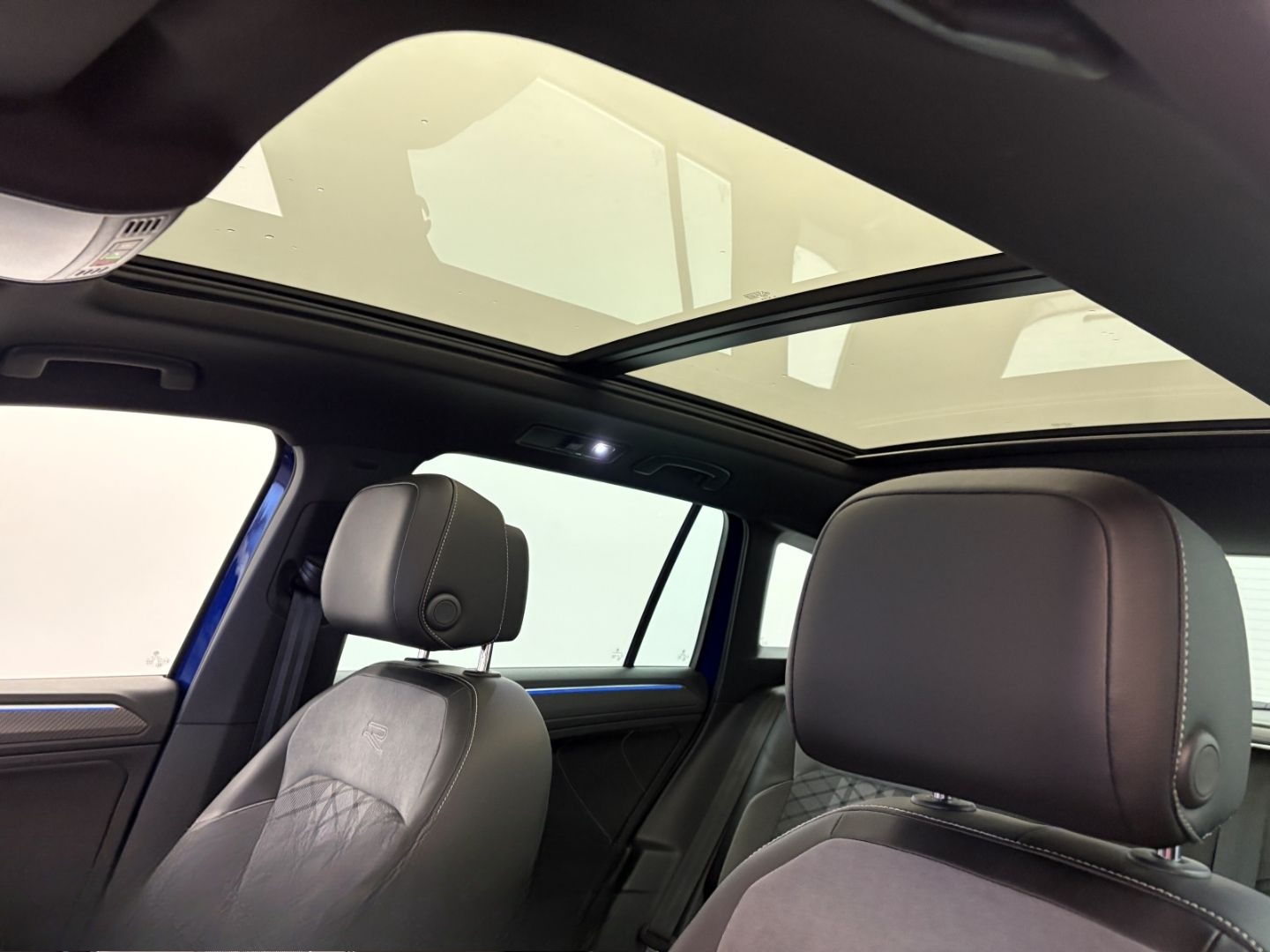 Volkswagen Tiguan 2.0 TDI 4Mo. DSG R-Line IQ-LIGHT DIGITAL  foto 18