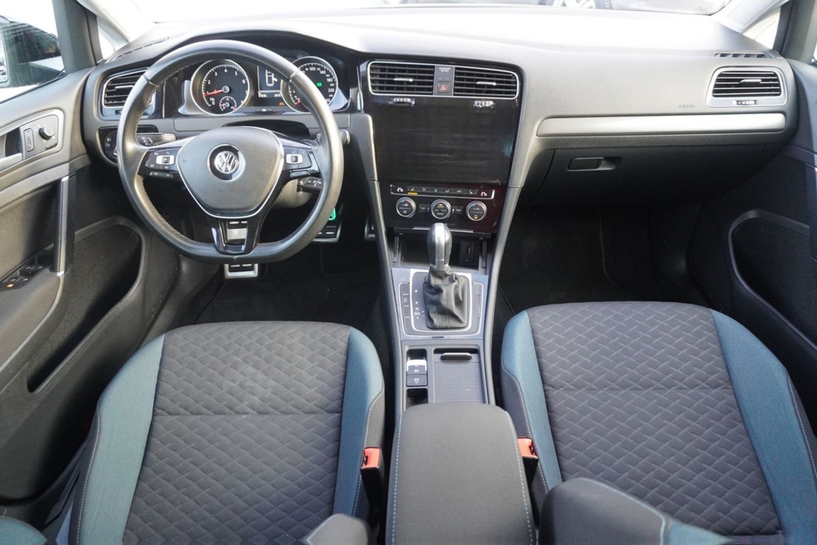 Volkswagen Golf VII 1.5 16V TSI IQ.DRIVE DSG Navi ACC AHK foto 15