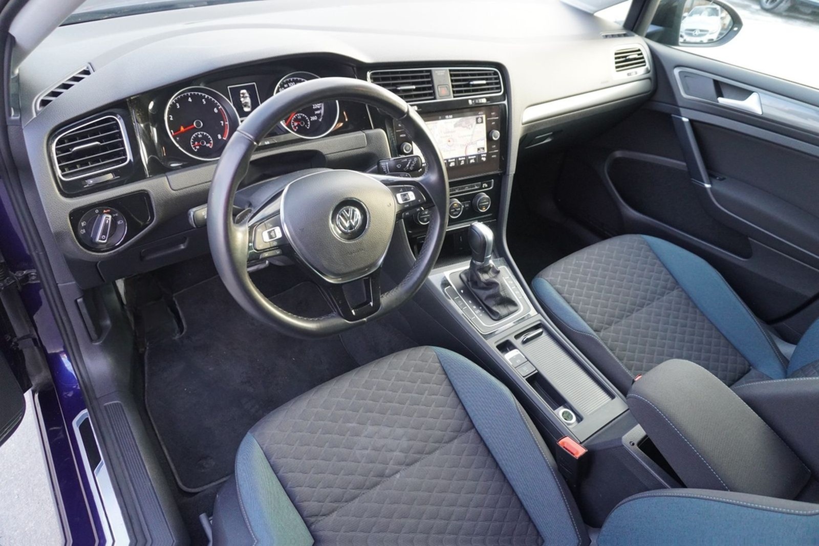 Volkswagen Golf VII 1.5 16V TSI IQ.DRIVE DSG Navi ACC AHK foto 10