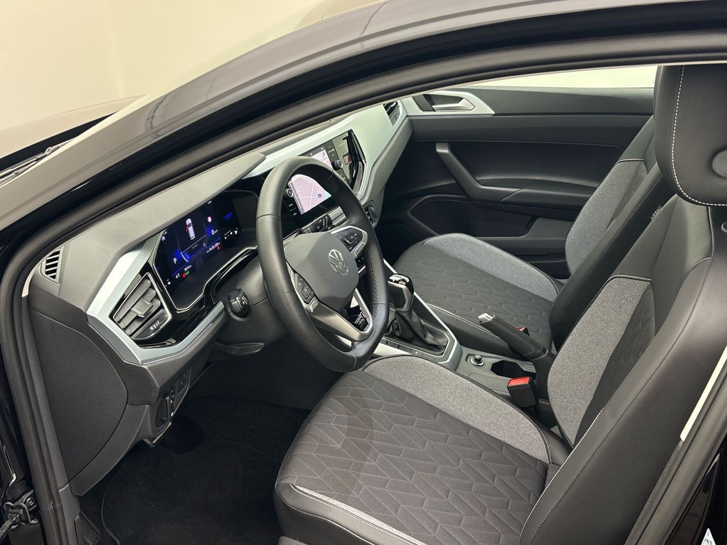 Volkswagen Polo Life GOAL 1.0 TSI DSG LED ACC AHK Sitzhzg. foto 9