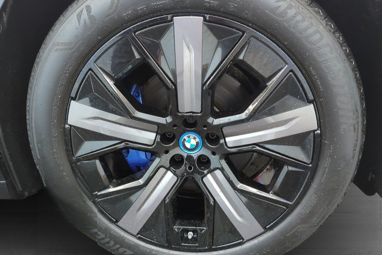BMW iX xDrive40 Sport Live Cockp. Prof. Laser Sky Lo foto 15