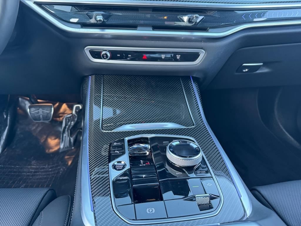 BMW X7 xDrive40d M Sport Pro Exklusiv+Standhzg+7Sitz foto 12