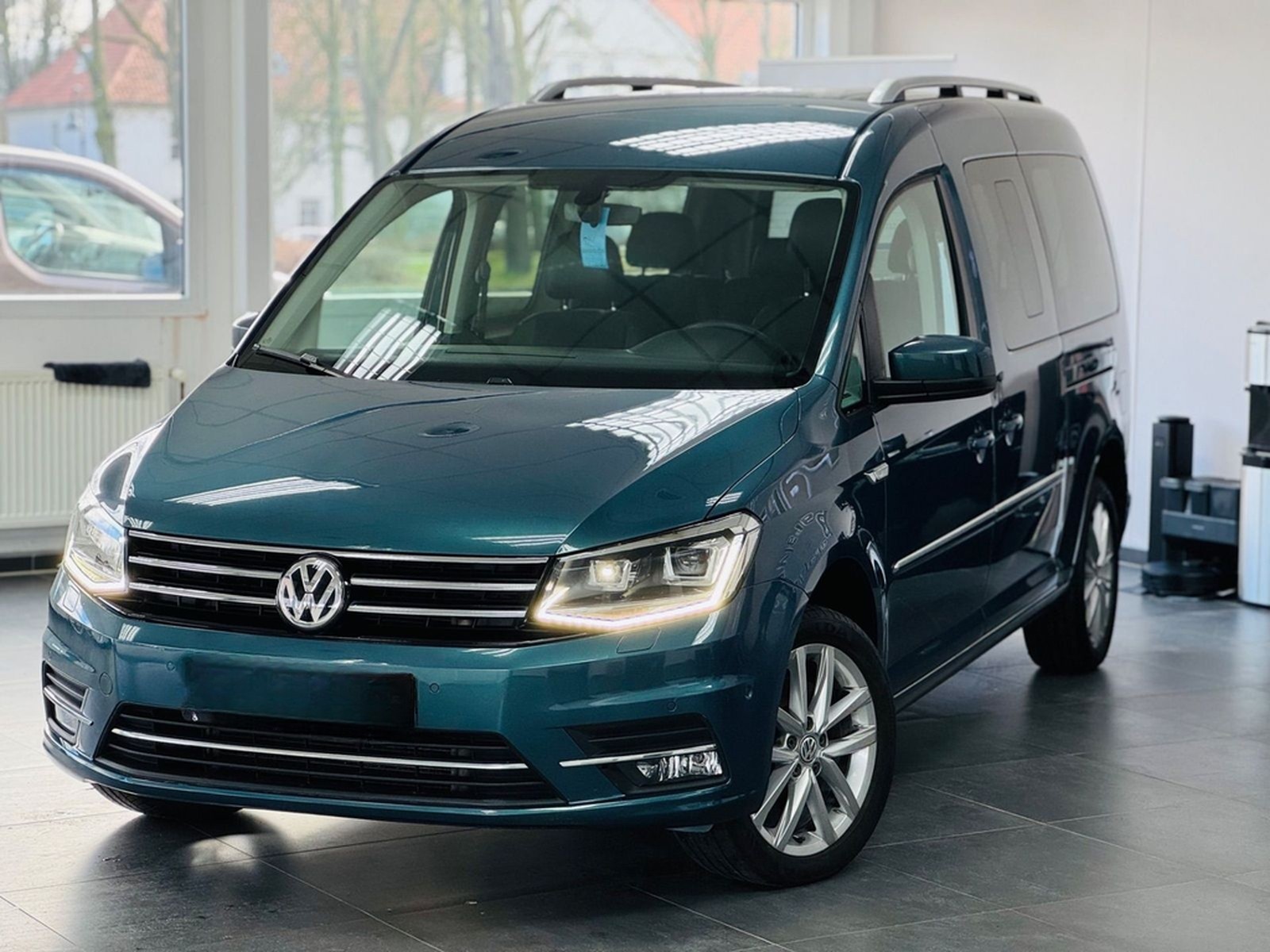 Volkswagen Caddy Maxi 2.0 TDI BMT Highline DSG *7-SITZ*ACC foto 2