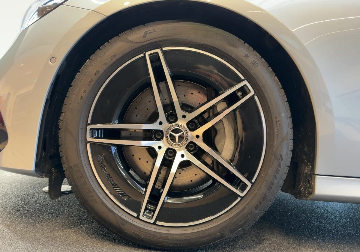 Mercedes-Benz E 200 T AMG Line Advanced Plus DigiLight|KeyGo foto 12