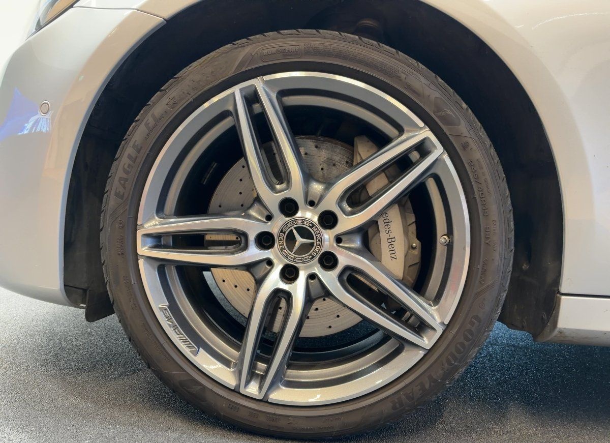 Mercedes-Benz E 400 d 4M T AMG Line HeadUp|MBeam|CarPlay|Kam foto 12