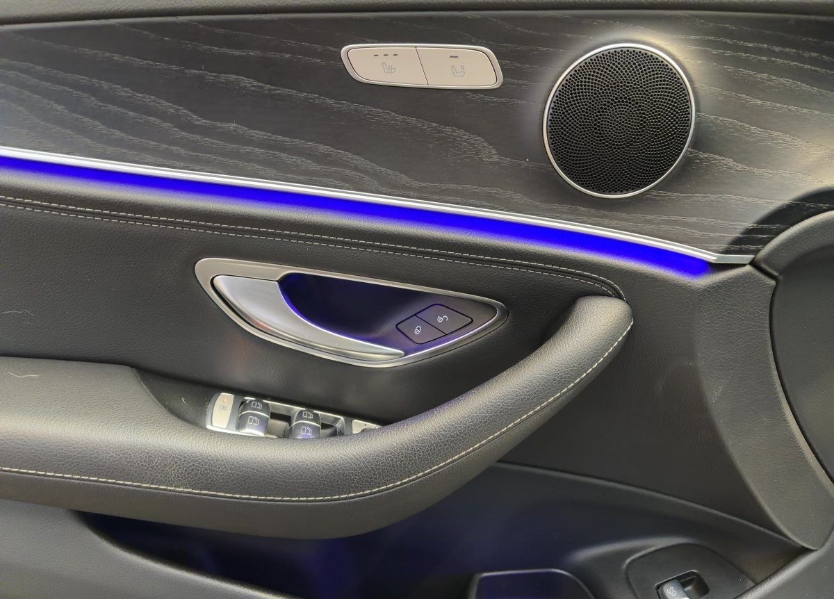 Mercedes-Benz E 400 d 4M T AMG Line HeadUp|MBeam|CarPlay|Kam foto 14