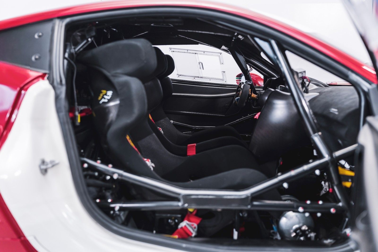 Ferrari 488 Challenge EVO *DMSB / MwSt. / 2. Sitz / TOP* foto 14