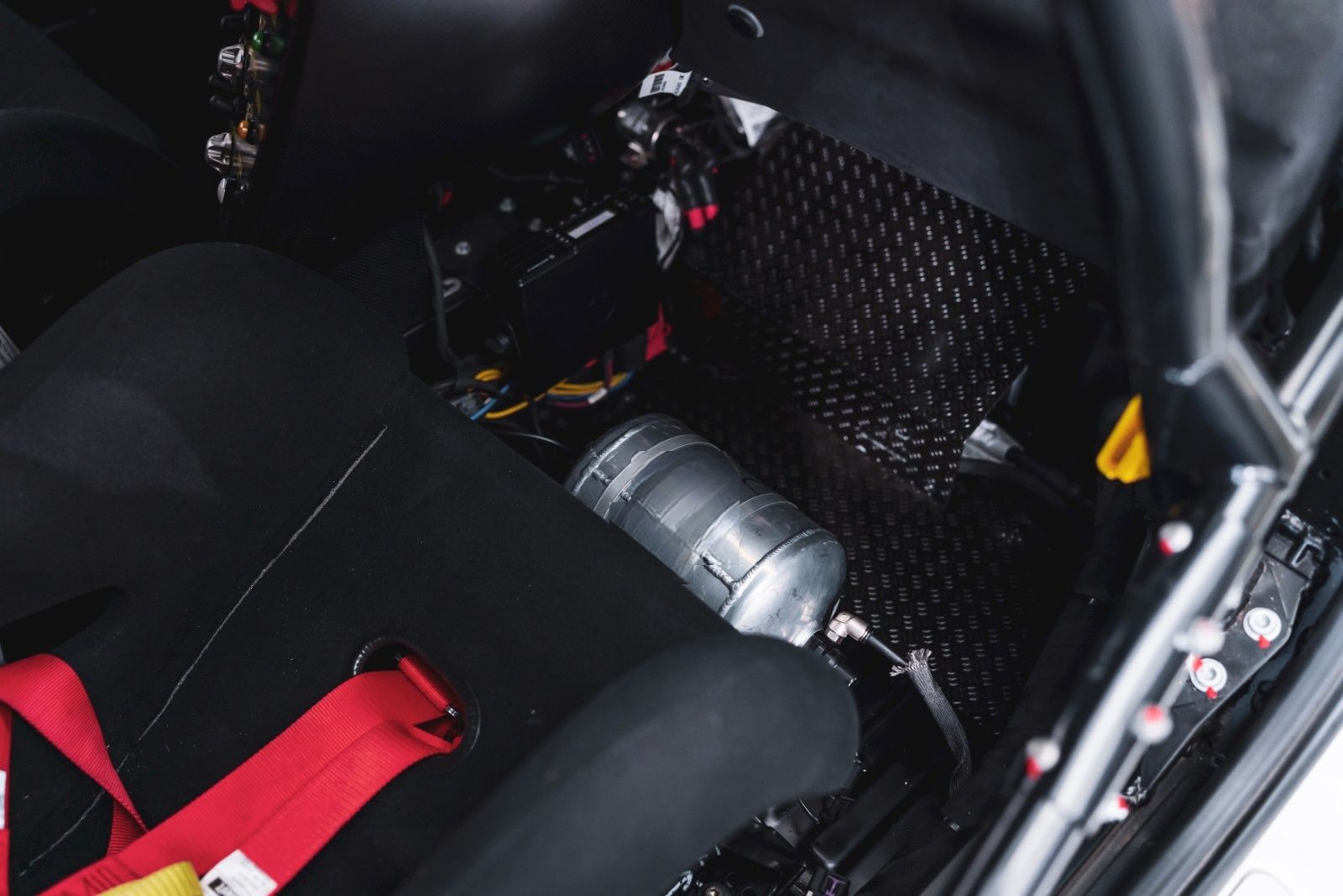 Ferrari 488 Challenge EVO *DMSB / MwSt. / 2. Sitz / TOP* foto 18